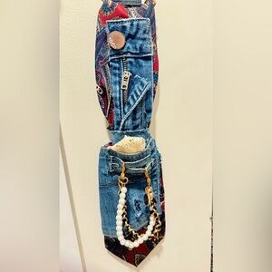 Assorted selection of ladies tie necklaces